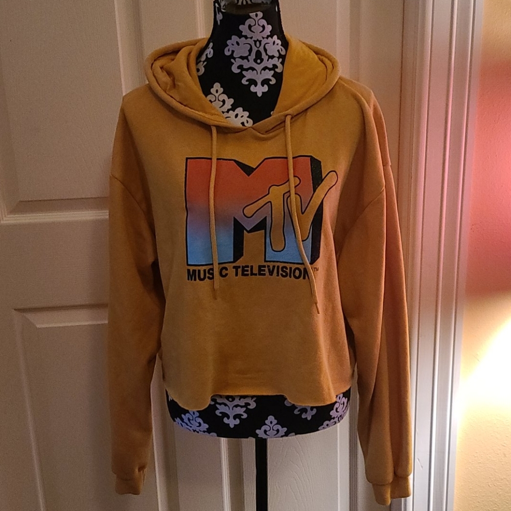 MTV Cropped Hoodie